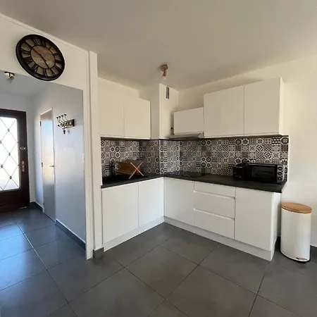 Superbe Studio 34M2 Avec Terrasse Apercu Mer Sanary-sur-Mer Exterior photo