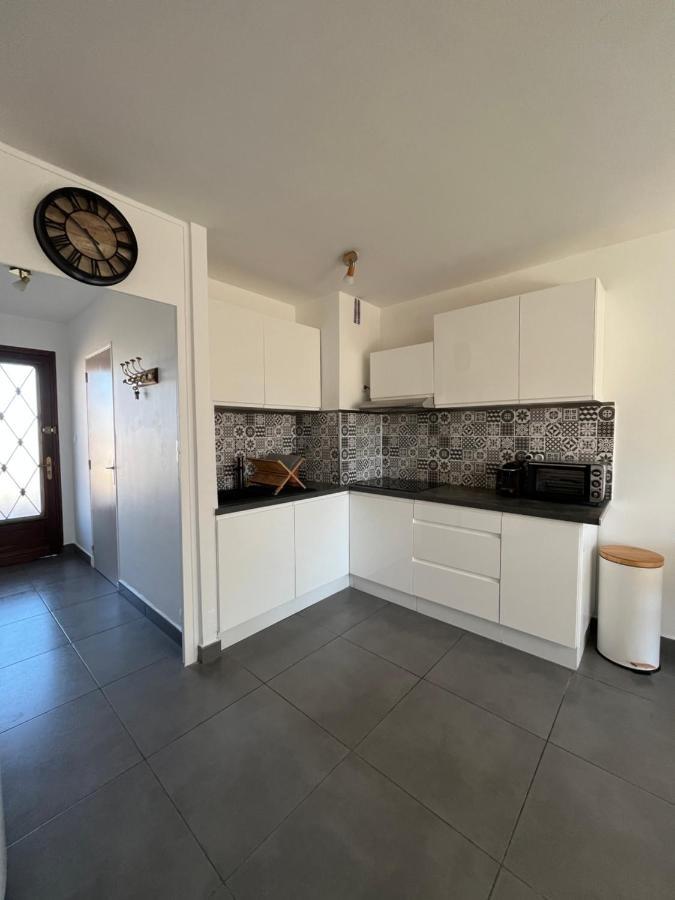 Superbe 34m2 Avec Terrasse Apercu * Sanary-sur-Mer