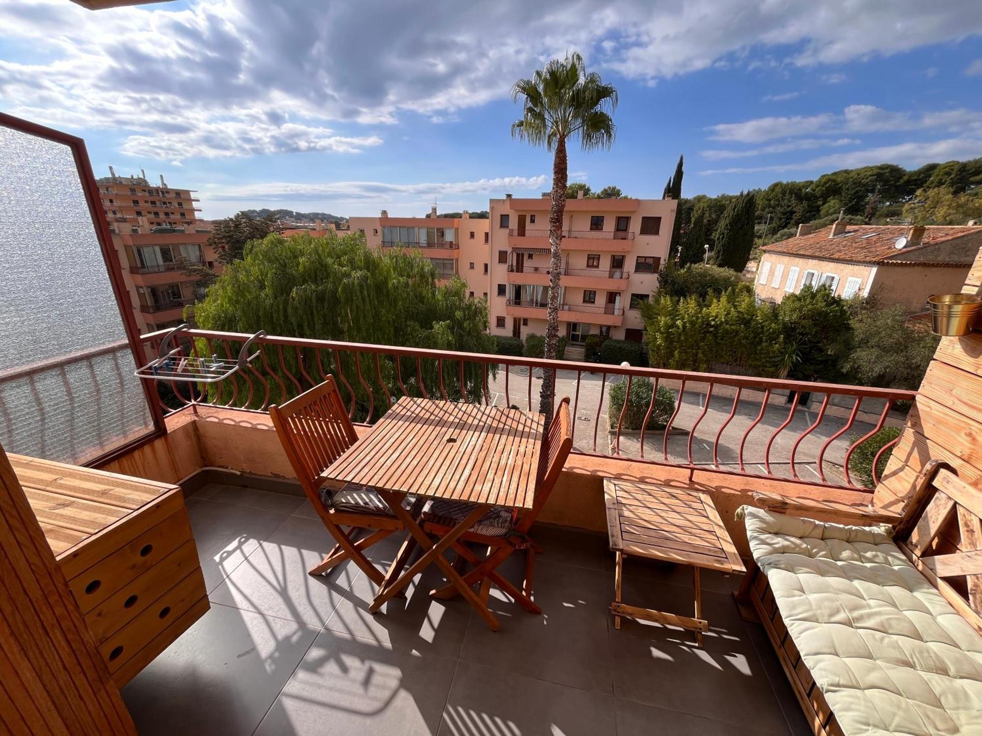 Appartement Superbe 34m2 Avec Terrasse Apercu *